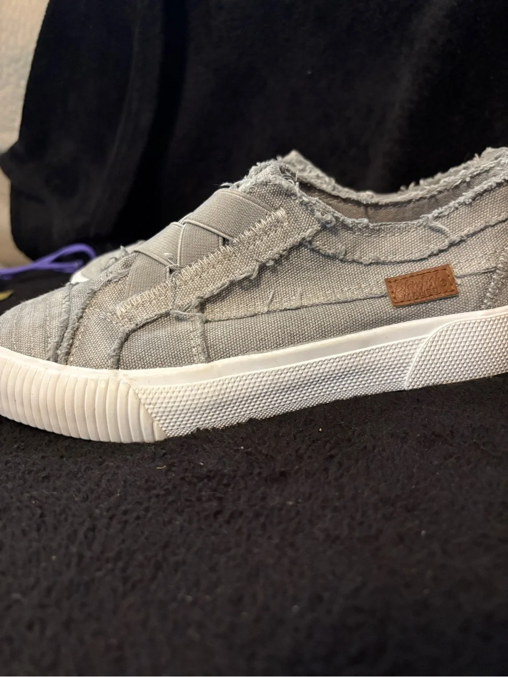 Kids Slip-On Frayed Canvas Sneakers in Gray